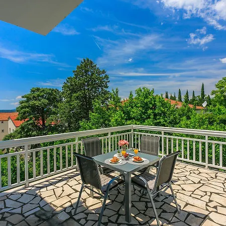 Helles Nur 300 Meter Zum Mit Meerblick, Grillplatz, Waschmaschine Lejlighed Dramalj
