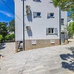Appartement Helles Nur 300 Meter Zum Mit Meerblick, Grillplatz, Waschmaschine
