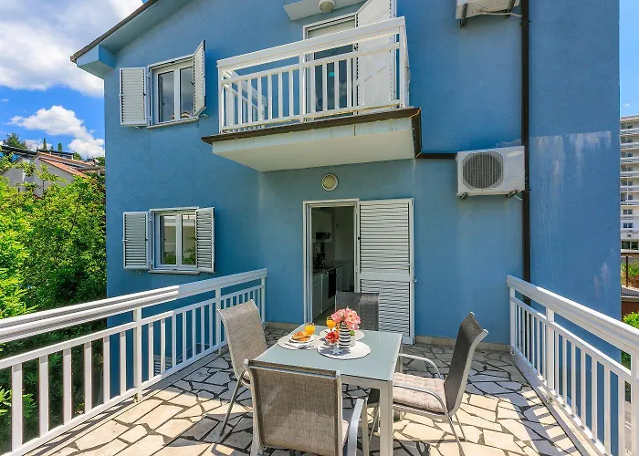 Helles Nur 300 Meter Zum Mit Meerblick, Grillplatz, Waschmaschine Dramalj