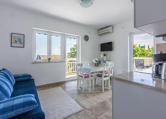 Apartment Helles Nur 300 Meter Zum Mit Meerblick, Grillplatz, Waschmaschine